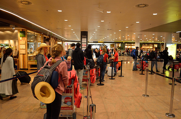 Wachten op het inchecken